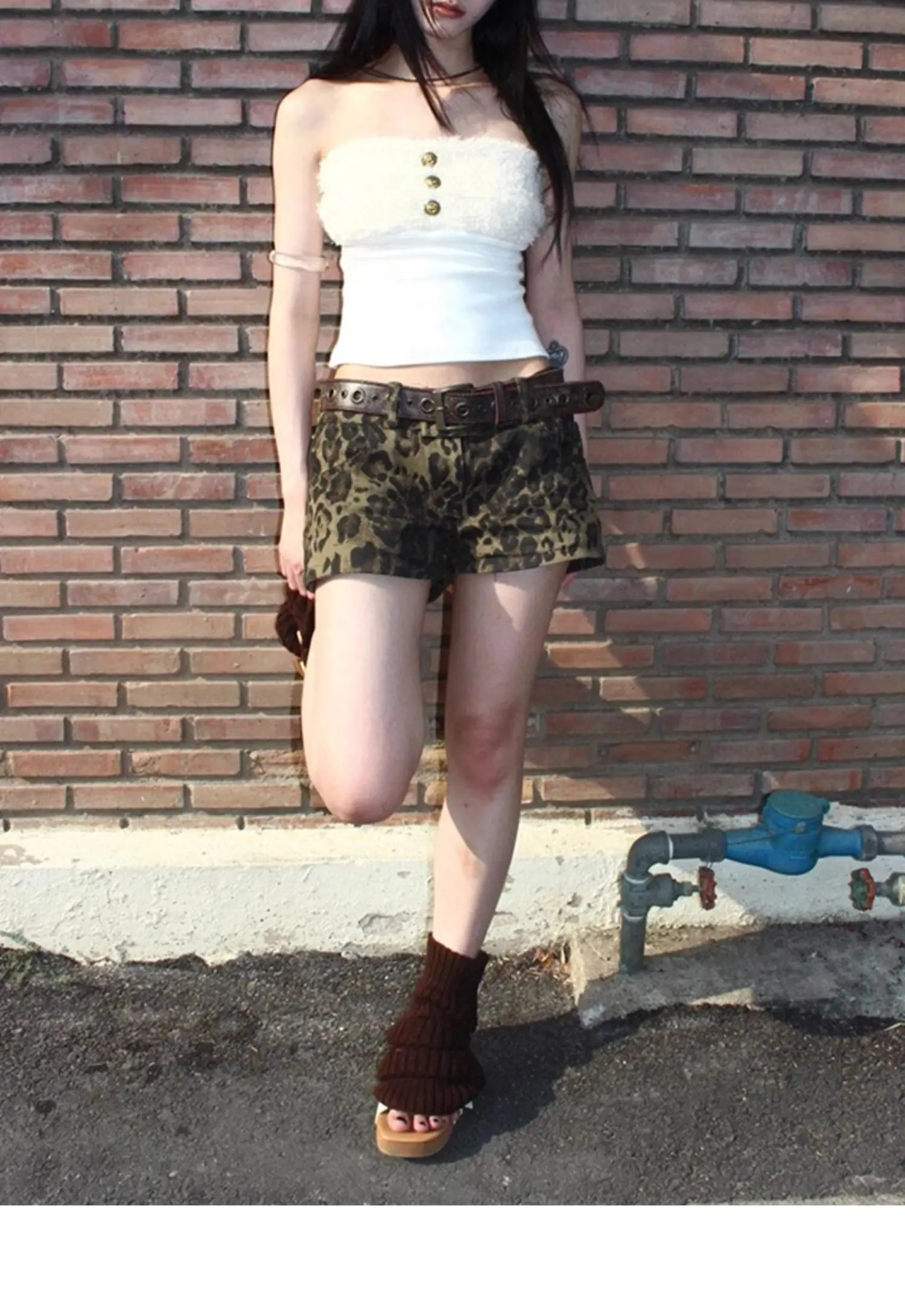 A Harajuku Retro sweet High Waist 2000S Punk Denim Shorts Womens Fashion Casual Sexy Leopard Printting Slim Y2K Street Short 240808
