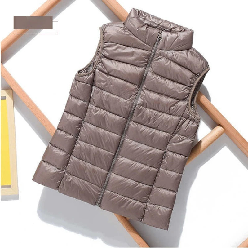 Lightweight Solid Color Womens Down Vest Short Vest Standing Collar Vest Lightweight 90% White Duck Down Coats Jacket 240808