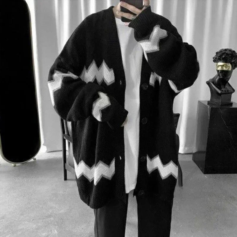 Knitted sweater mens jacket V-neck cardigan mens clothing black striped jacket Korean autumn clothing casual elongated size cotton interesting240808