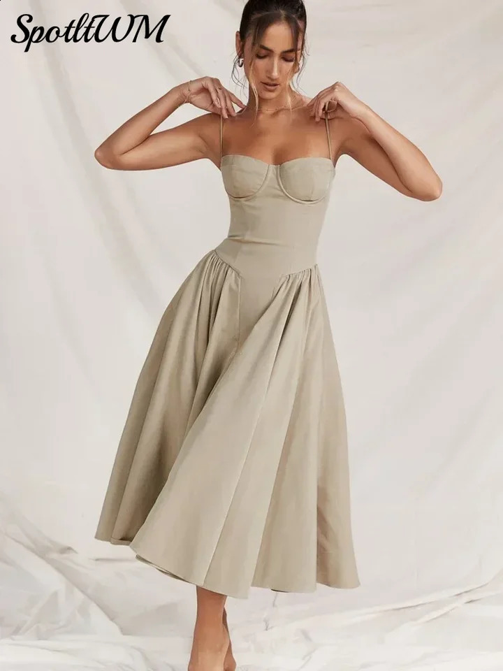 Femmes élégantes Slinged Sling Midi Robe Fashion sans manches Backless Pleed Robes Summer Lady High Taist Party Evening Robe 240809