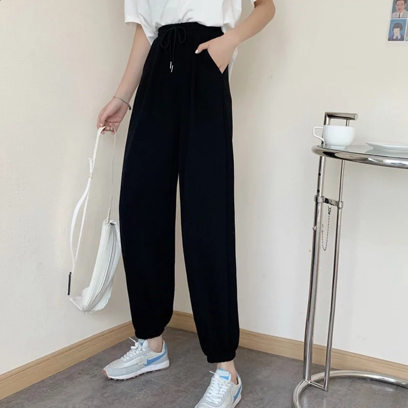 1 piece of S/M/L/2XL/3XL comfortable womens solid sports pants autumn pocket fashionable oversized sports pants winter runner 240829