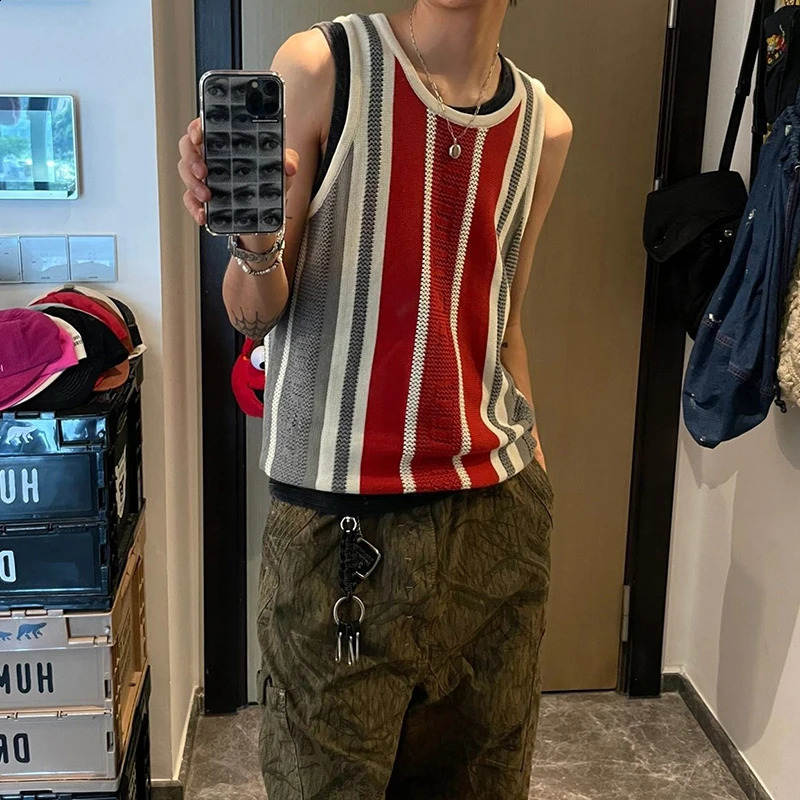 Fashion Striped Knitted Vest Men Y2K Vintage Patchwork Sleeveless Knit Camisoles Mens Streetwear Summer Hip Hop Tank Tops 240810