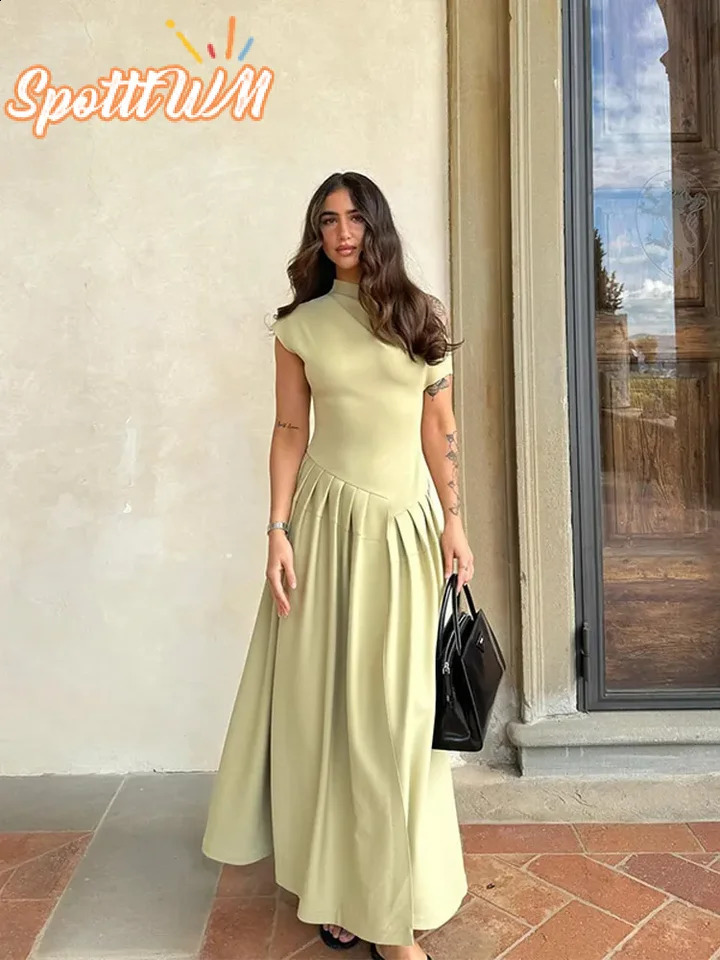Élégant robe longue mince plissée solide pour les femmes Fashion Half High Collar manche à manches minces Lady Street Vestidos 240810