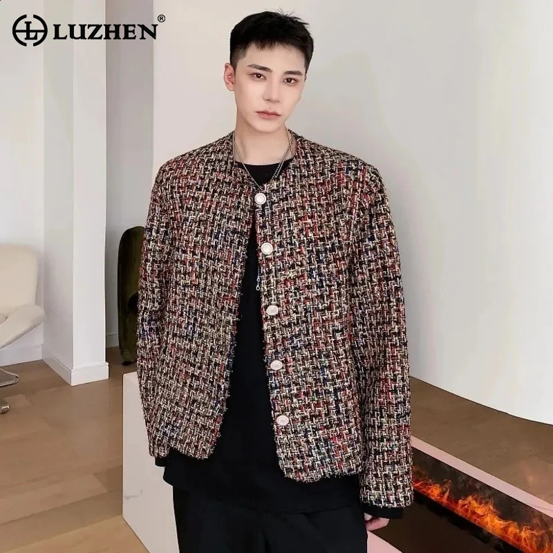 LUZHEN round neck knitted 2024 elegant Korean handsome fashion jacket mens fashion mens pearl button decorative jacket 12279c240809