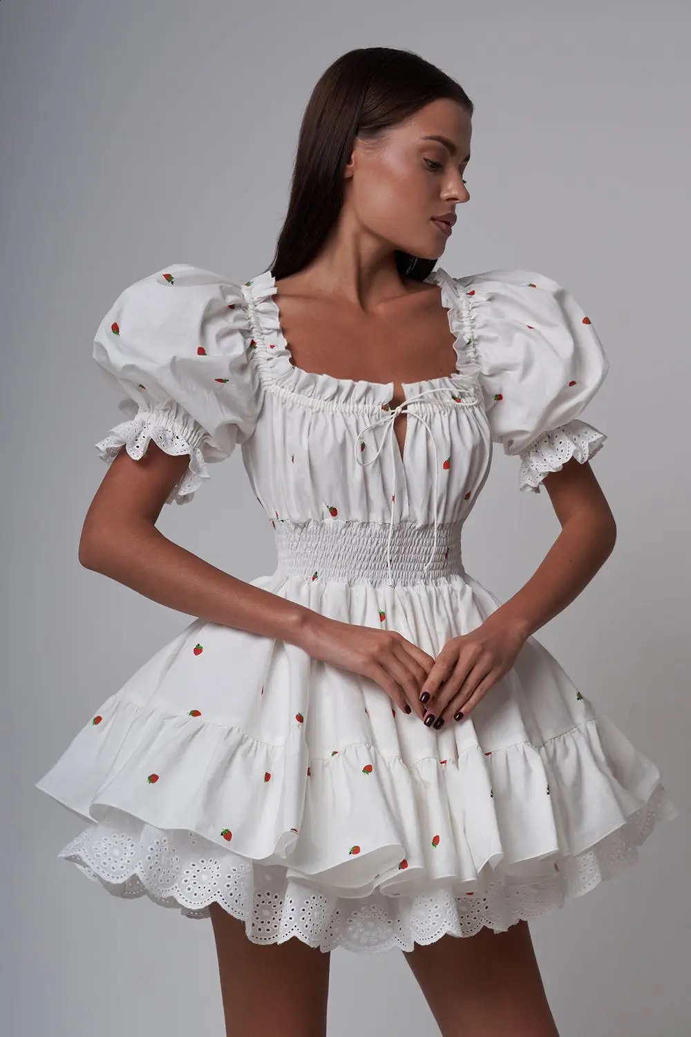 Vocation des vacances d'été Place Print Cold Square Puff à manches à lacets Femmes Mini robe 240810