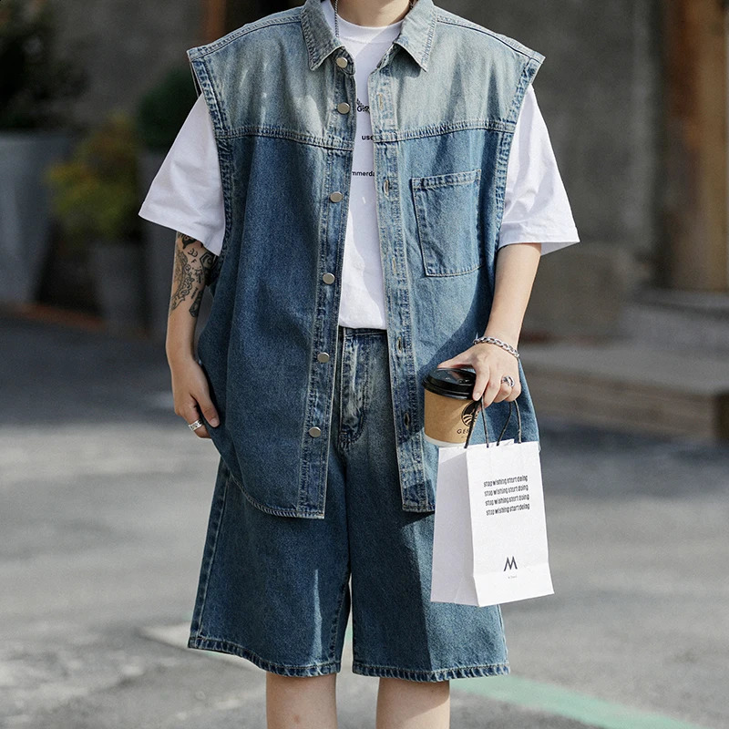 Fashion 2024 summer cotton sleeveless denim vest and shorts mens suit denim hip-hop streetwear jeans casual loose top set240809
