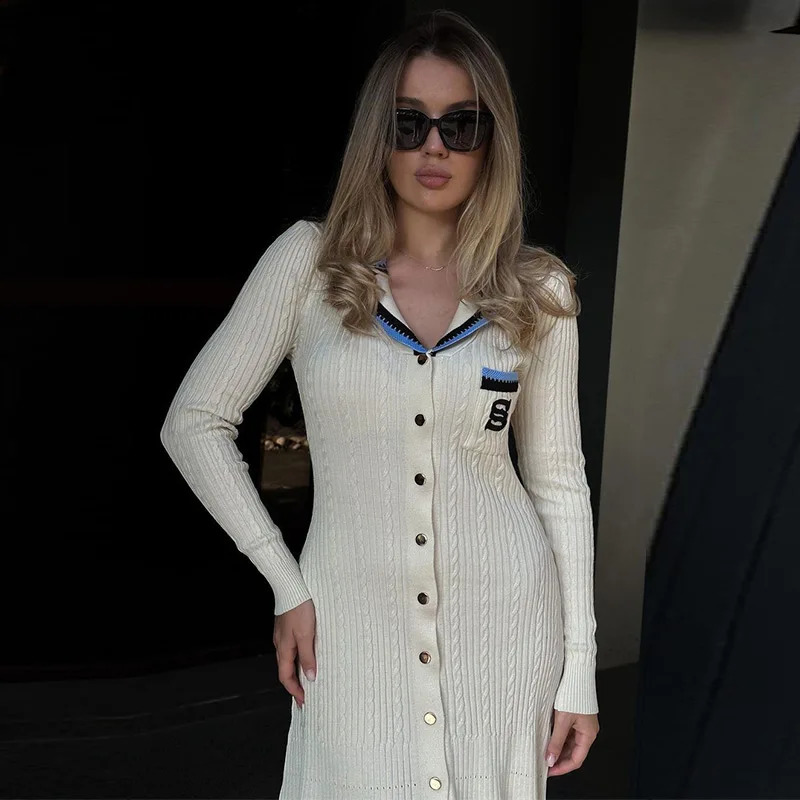 Contraste Robe tricotée Femmes Elegant broderie revers à manches longues Milières MIDI AUTUNS HIVER CONCUTÉE SIGHE VESTIDO 240810