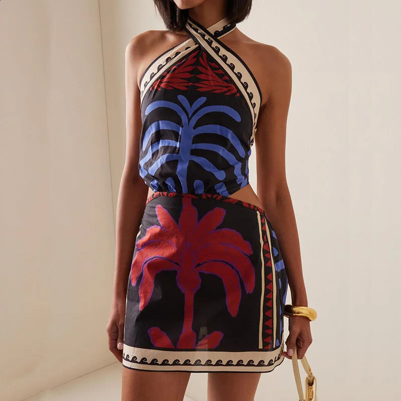 Robe de fête à lacets à linage sexy et motif de printemps imprimement mince mini robe d'été sans manches manches creux robes de bureau 240810