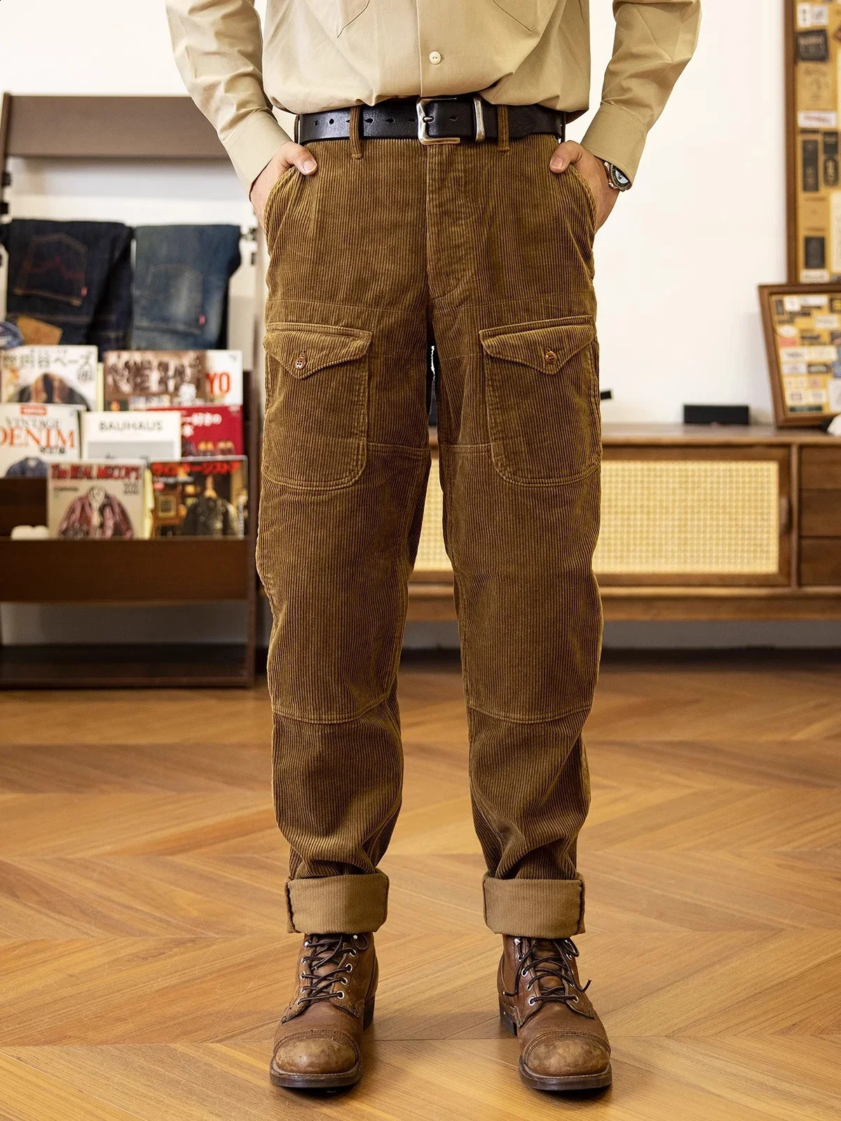 Tornado Red Torned Pantalon en velours ride