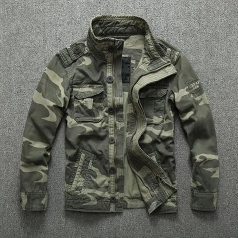 Casual Wear Mens Oversized Camo Jacket Sportswear Thick Denim Jacket Male Green Military Coat 240810