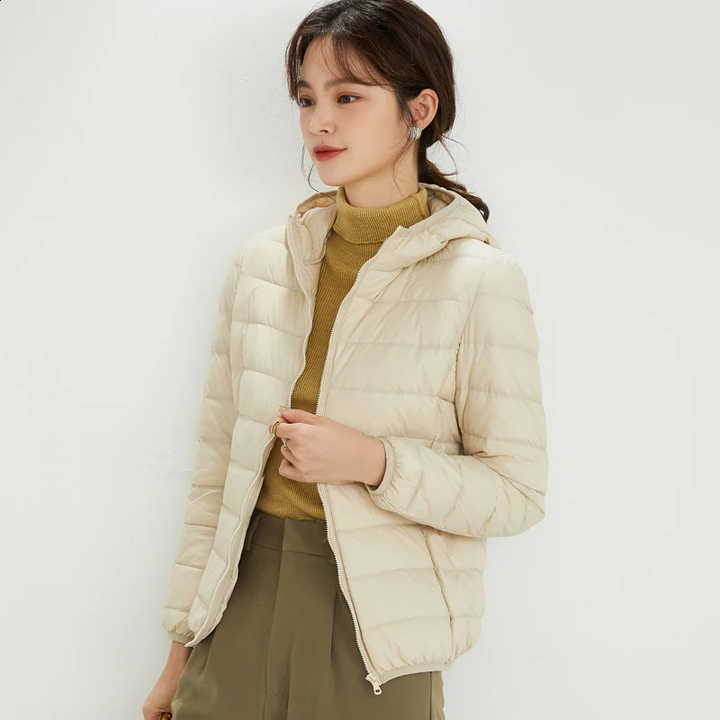 Veste d'hiver ultra légère en duvet de canard blanc pour femme, veste à capuche, manteau chaud, parka, vêtements d'extérieur portables pour femme
