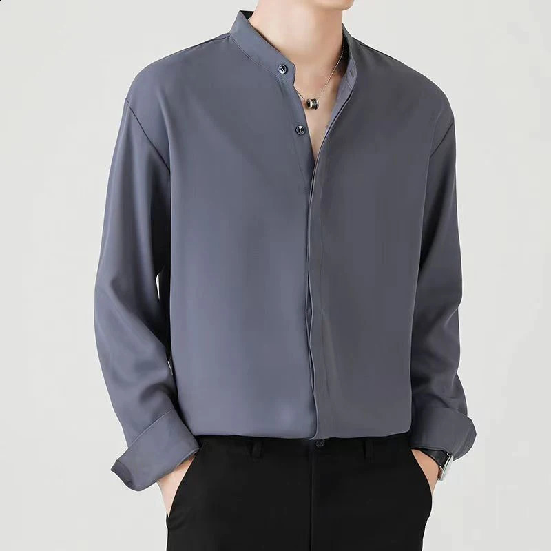 Business de mode classique formel Casculé de bureau Collier de support en vrac Solide Simplicité pour hommes Vêtements printemps d'été 240812