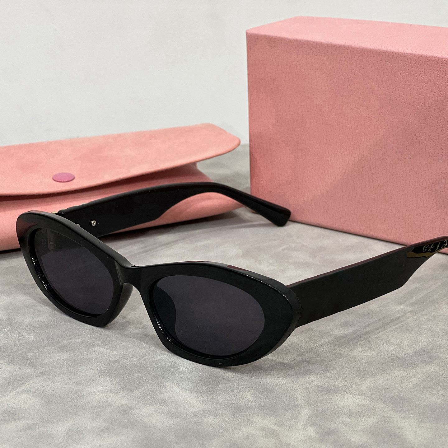 M designer sunglasses for women Women's Sunglasses Fashion Outdoor Eternal Classic Style Eyewear Multi-style full-frame spectacles nice2025