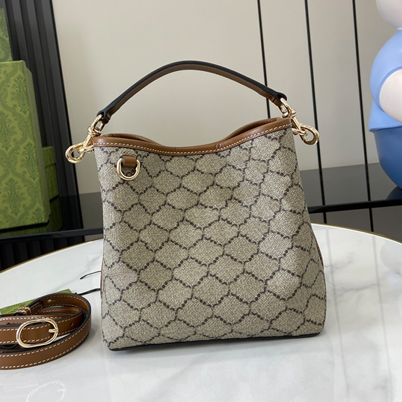 2024 Sacs à bandouliers Classic Letter Imprimer grand sac fourre-tout Sac Luxe Top Mirror Quality Pouche
