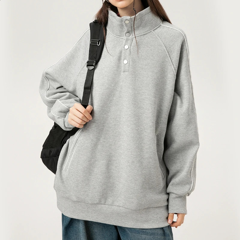 American rétro Couleur solide Polo Shirt Hoodless Witchleneck Pull Sweater Sports Striped Sports Veste Veste Men de femmes Vêtements 240810