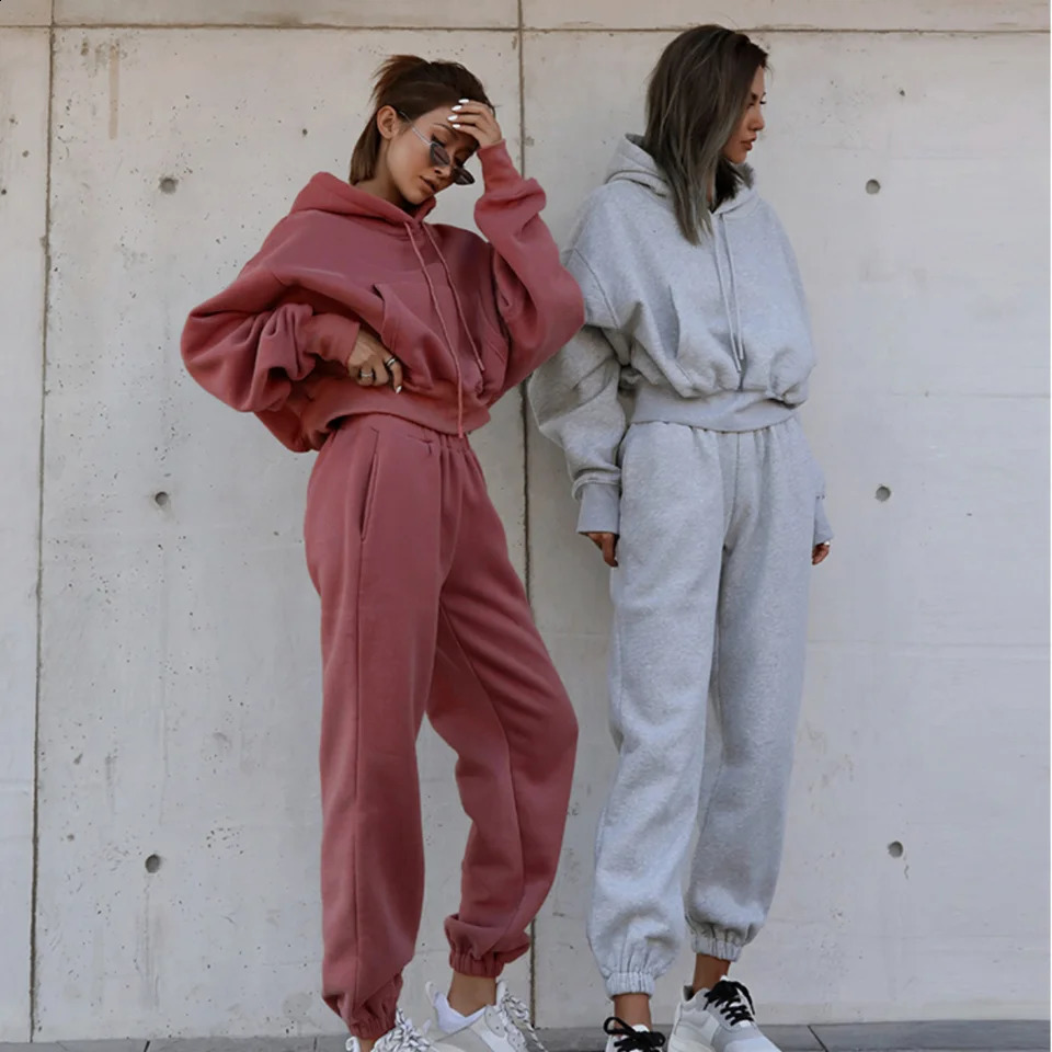 Autumn winter jogger jumper Gym Workout women fall clothing 2 piece set crop top oversize hoodie women tracksuits 240813
