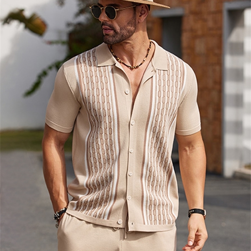 2024 Summer Mens 2piece Retro Printed Shortsleeved Polo Shirt Casual Beach Shorts Tshirt Set y240812