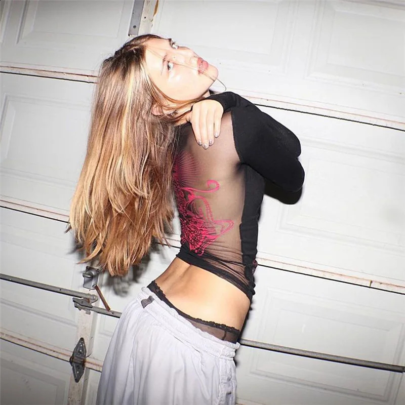 Gtpdpllt see through womens T-shirt mesh printing patch work V-neck fitted long sleeved top black Y2k sexy T-shirt graphic T-shirt240812