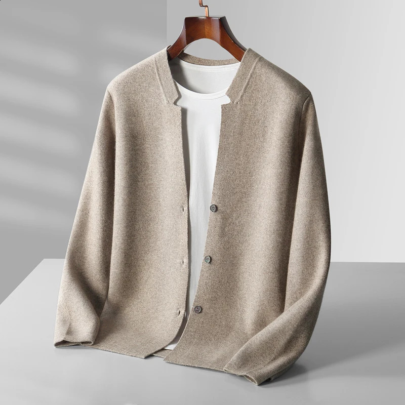 High end casual 100% cashmere cardigan mens sweater Solid color knitted V-neck pure wool mens cardigan coat sweater style 240823