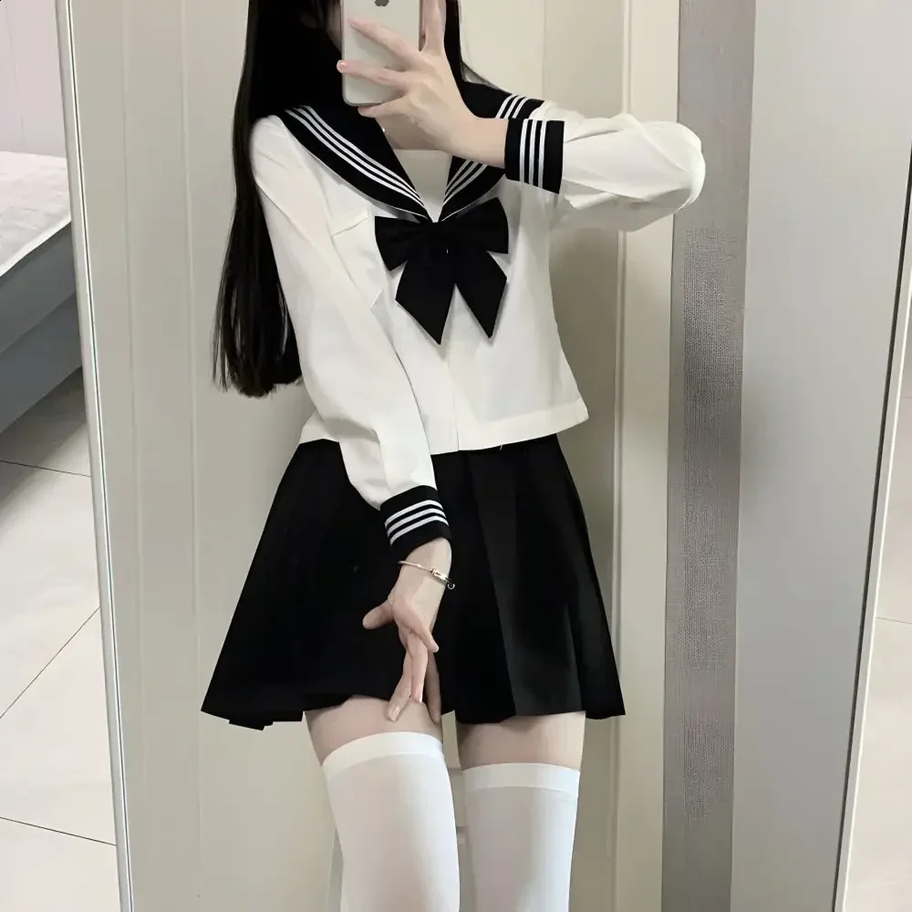 Basic JK Collier noir Lignes blanches uniformes scolaires Girl Sailor Suites Jupe plissée Vêtements de style japonais Anime cos Costume 240812