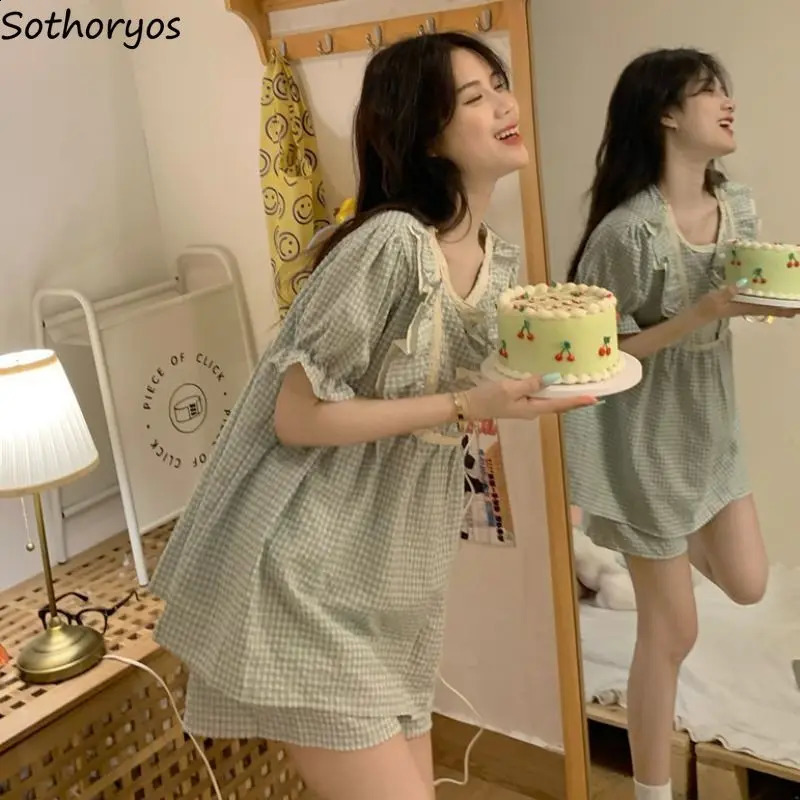 Pyjama à carreaux Définit les femmes 4 couleurs ébourignages élégants simples décontractés de style coréen dames pocheve belles vêtements de somm