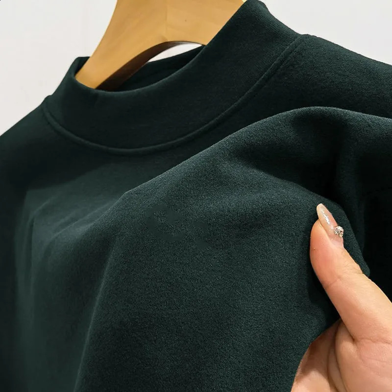 2023 Winter Warm Half High Collar Fashion Thermal Underwear Men Mock Neck Basic Tshirt Blouse Pullover Long Sleeve 240812