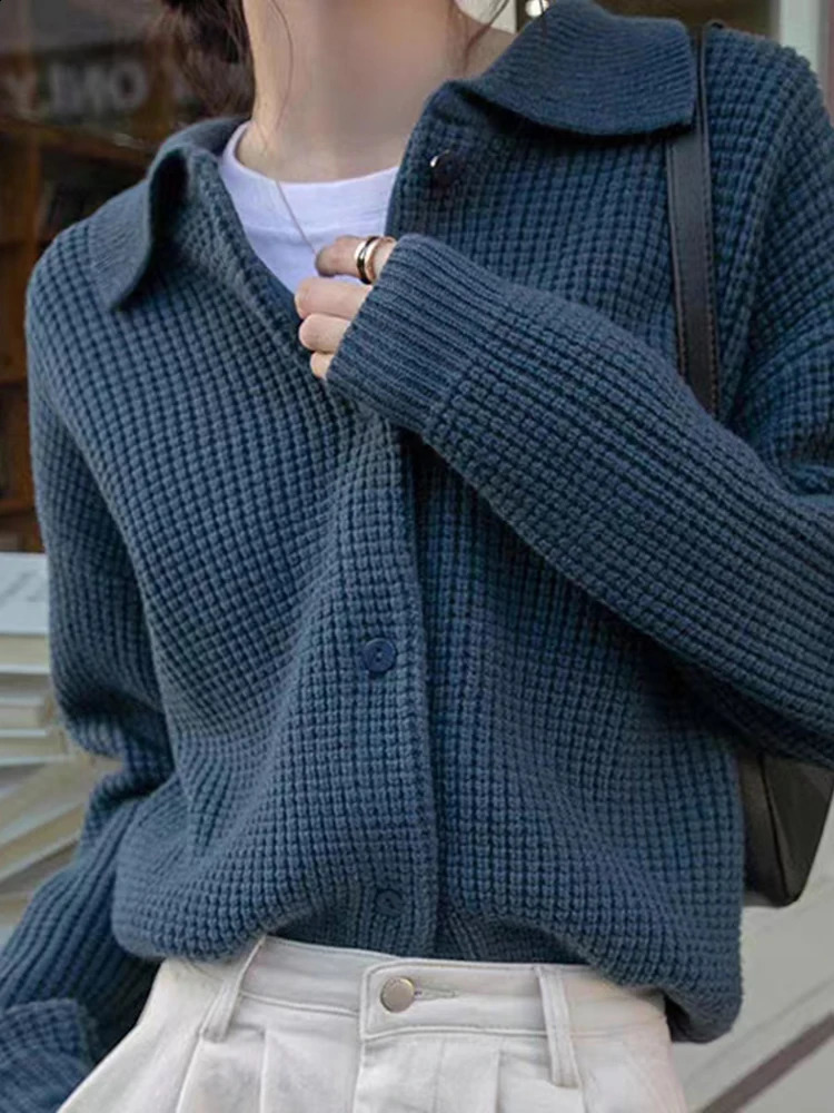Cardigans en vrac d'automne Femmes Panks tricotés Plators Vintage Streetwear Single Poitrines Tricot à manches longues M manteaux de pull 240813