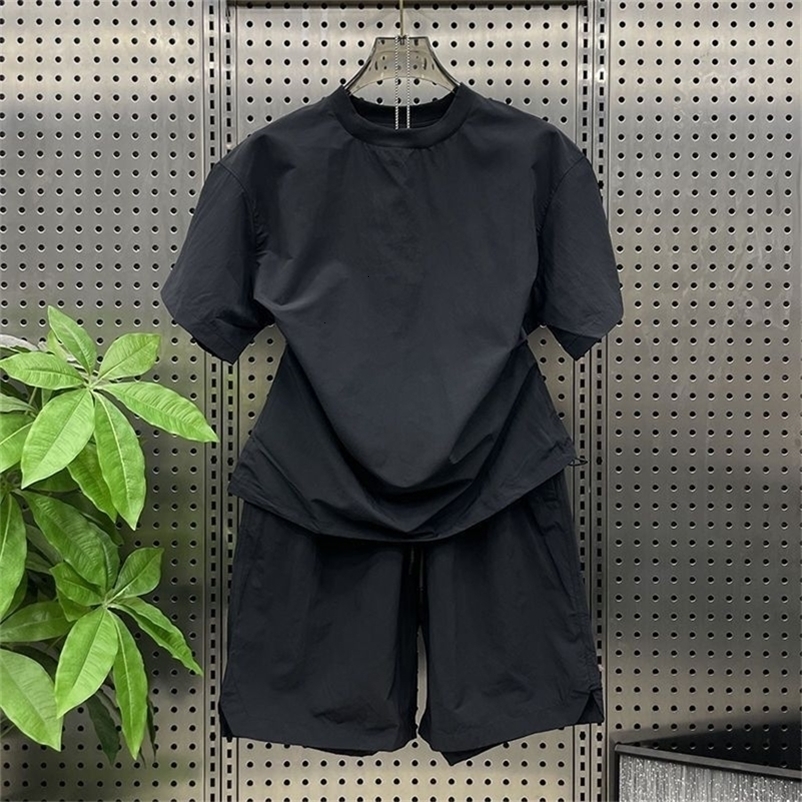 Ensemble de style cargo d'été pour hommes décontractés à manches courtes shorts à crampons à sèche rapide Pullover lâche mode Twopiece Y240813