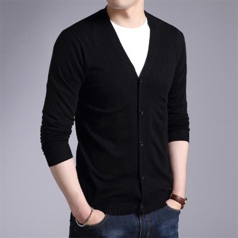 Spring and Autumn Mens Solid Color Button Thread Bottom Loose Casual Fashion Elegant Knitted Cardigan Coat 240813