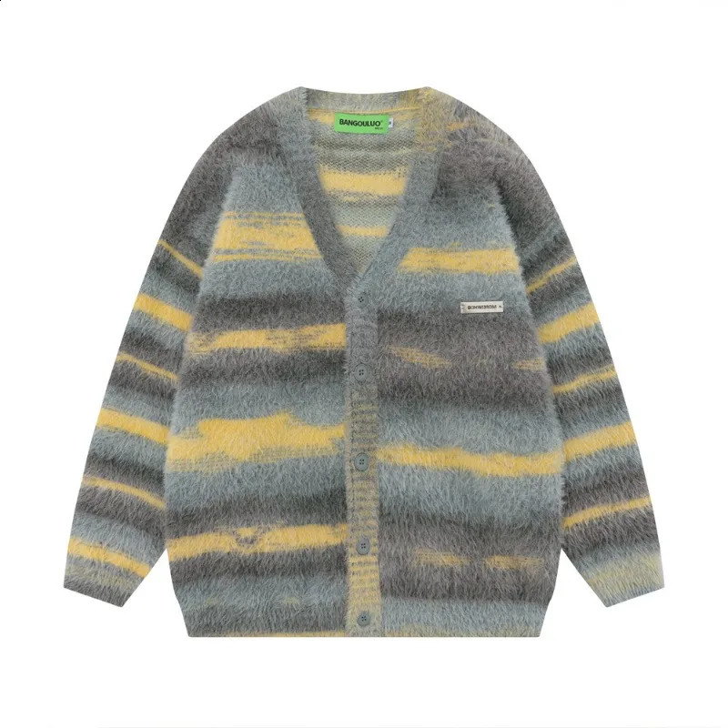 Autumn and Winter Striped Plush Thickened Mens Cardigan Vneck Fashionable Casual Loose Sweater Couple Streetwear Knit 240813