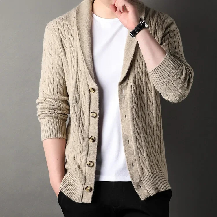 Automne et hiver 2024 Cardigan Homme Grand torsion de pâte frit en laine Pulte de tricotage à tricot 240813