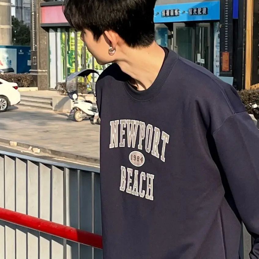 Style coréen rond cou rond sweat à capuche à capuche hommes Ins veste décontractée en vrac automne et hiver plus style en velours 240815