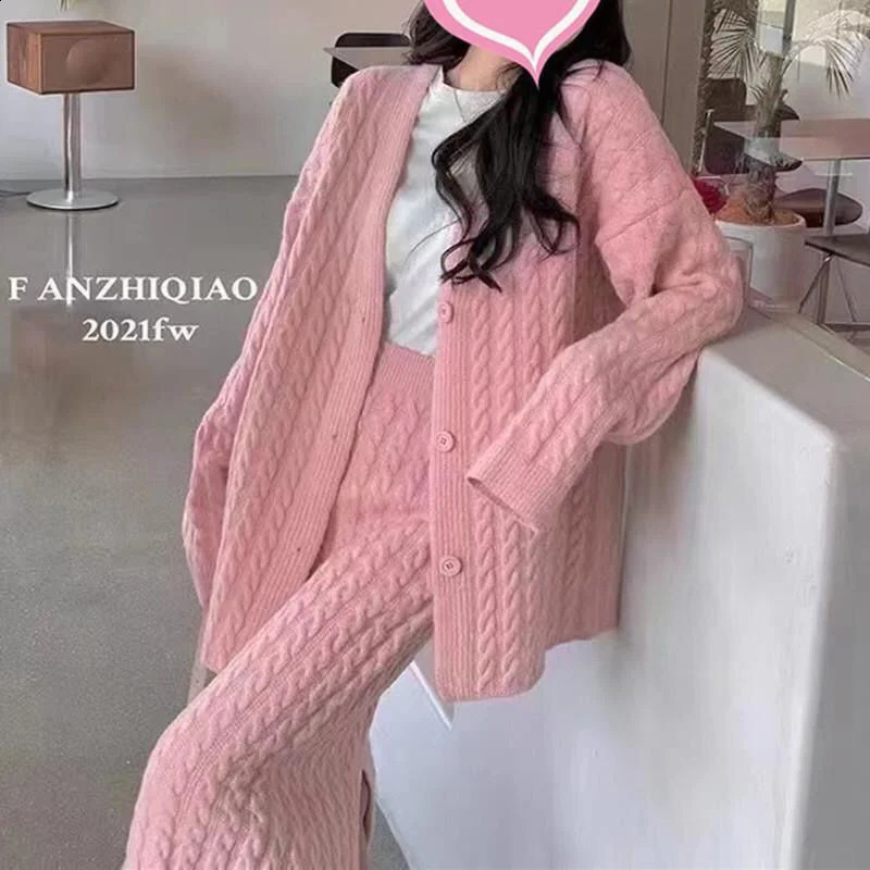 Fan Zhiqiao Fried Dough Twists Sweater Two piece Women Autumn and Winter Loose Lazy Knit Top Mid length Skirt Set Warm Cardigan 240815