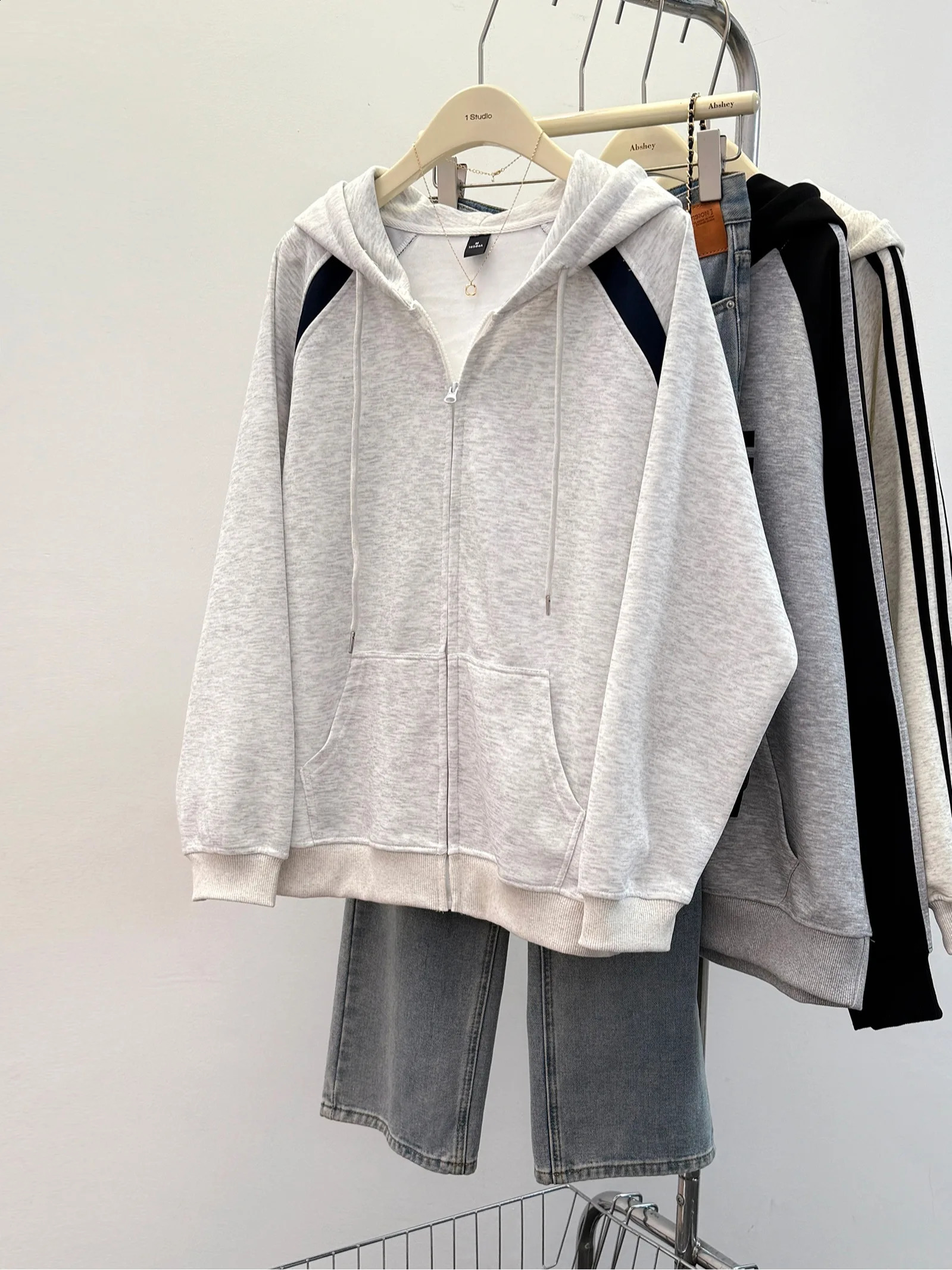 Hoodies for couples spring and autumn thin edition casual versatile zipper cardigan jacket hooded Korean version top 240815