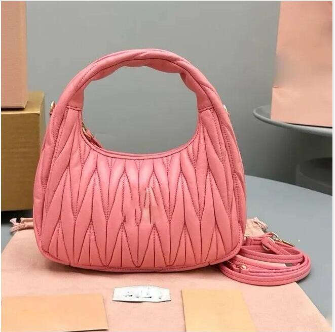 Mens Wander Matelasse tote Designer shoulder bag Top quality Womens handbag strap purse hobo clutch half moon Underarm bags Leather armpit Crossb