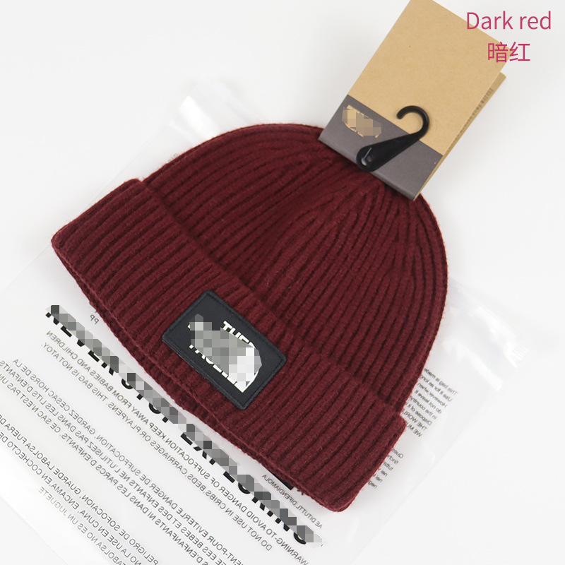 2026 Beanie/Skull Europe Knitted Hat Designer North Beanie Cap Men Autumn Winter Embroidery Letter Nf Skull Caps Casual Fitted Unisex 8899