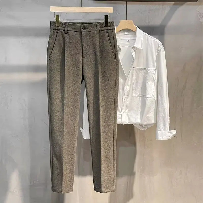 Mens elastic button zipper pleated pocket spliced straight slim fit business casual spring and autumn winter solid color wool pants 240815