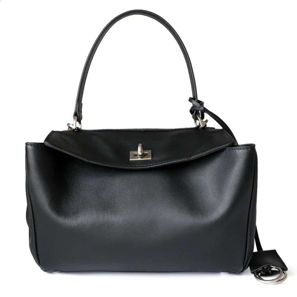 Sacs de femmes Ubellin Rodeo Femmes en cuir authentique Crossbody Fashion Silver Lock Style Tote Sacs pour femmes 240810