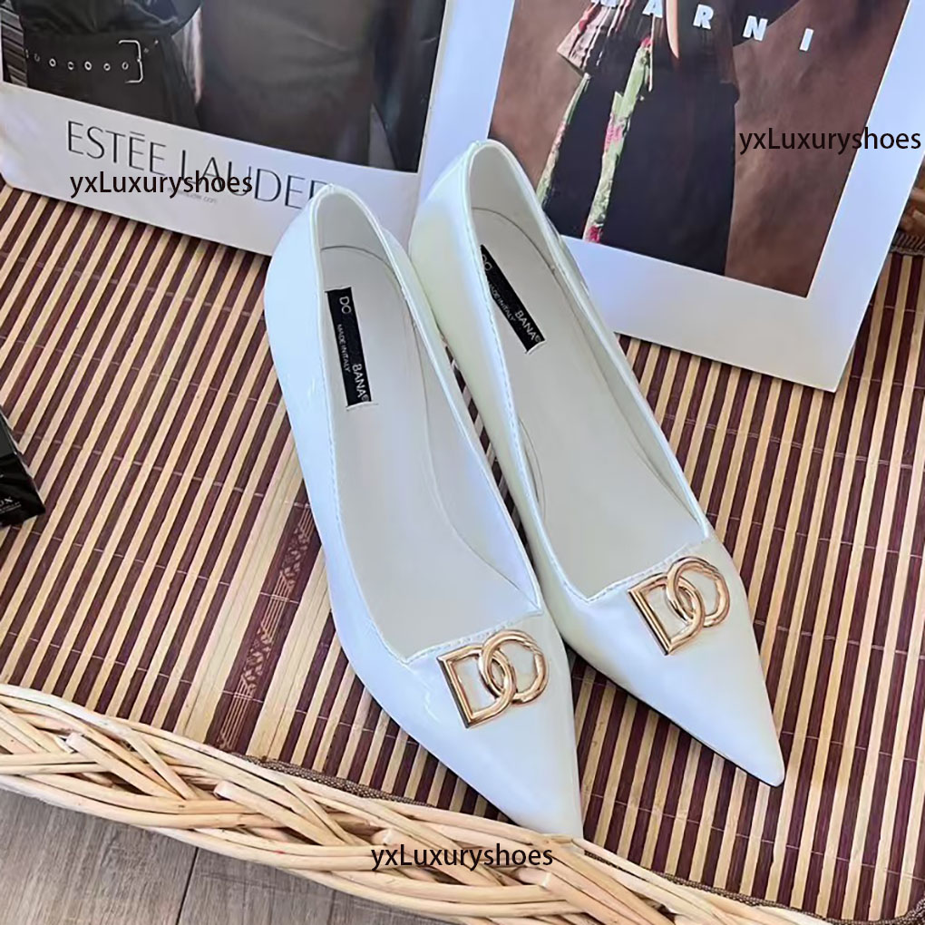 2024 Designer Paris Fall New Women's Red Heels Boat Shoes Elegant Women's Triangle Bag Heels Luxury Shoes Women's Party Wedding White