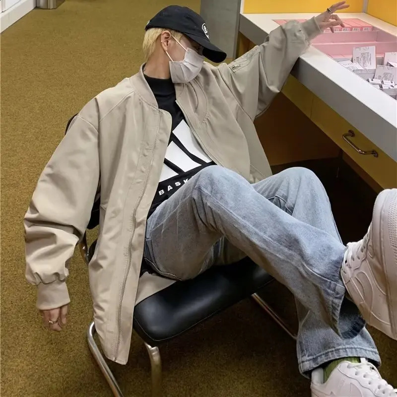 2024 mens casual and fashionable baseball jacket retro street bomber jacket spring and autumn solid couple jacket 240815