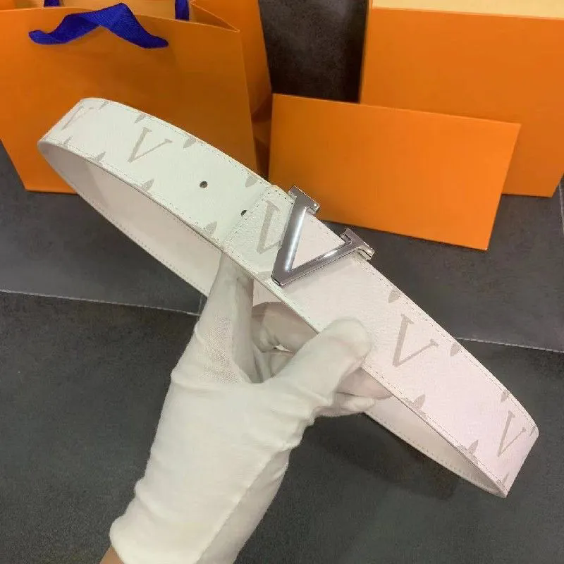 for woman 2024 formal men designer party Belts casual Desiggrehyr3ener mens White and blue band body Fashion classic belt metal buckle width 3.8c