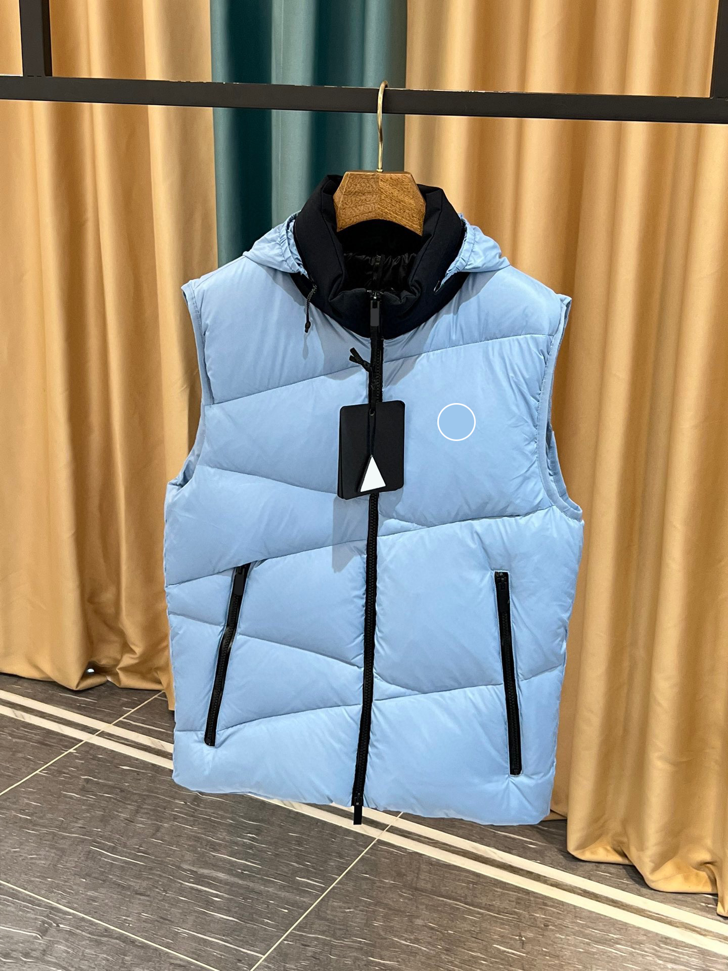 Luxury Designer Men's and Women's Black Vest, Jacket, and Down Jacket with Flocking Stylish and Warm Coat for Any Occasion size 1-5