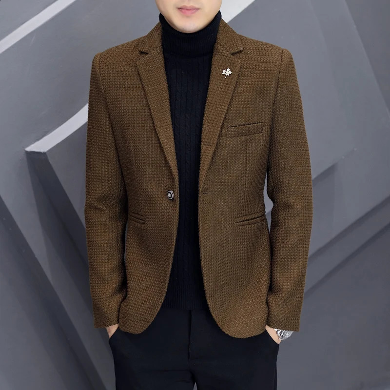 Autumn and Winter Thick Casual Suit Mens Korean Version of The Trend Suit Single West Coat Slim Korean Version of Small Suit 240815