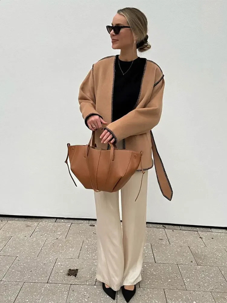 Women Fashion With Belt Wool Loose Coat Casual V Neck Long Sleeve Patchwork Overcoat 2024 Lady Autumn Winter Streetwear Coats 240816