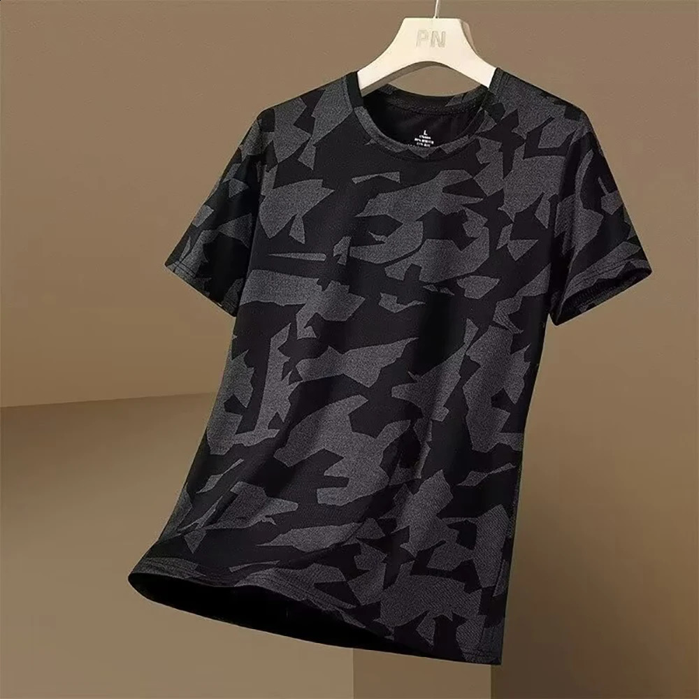 Mens Tshirt Fashion Camouflage Harajuku Running T Shirts Summer Breathable Quick Drying Short Sleeve Casual Men Clothing Tops 240816