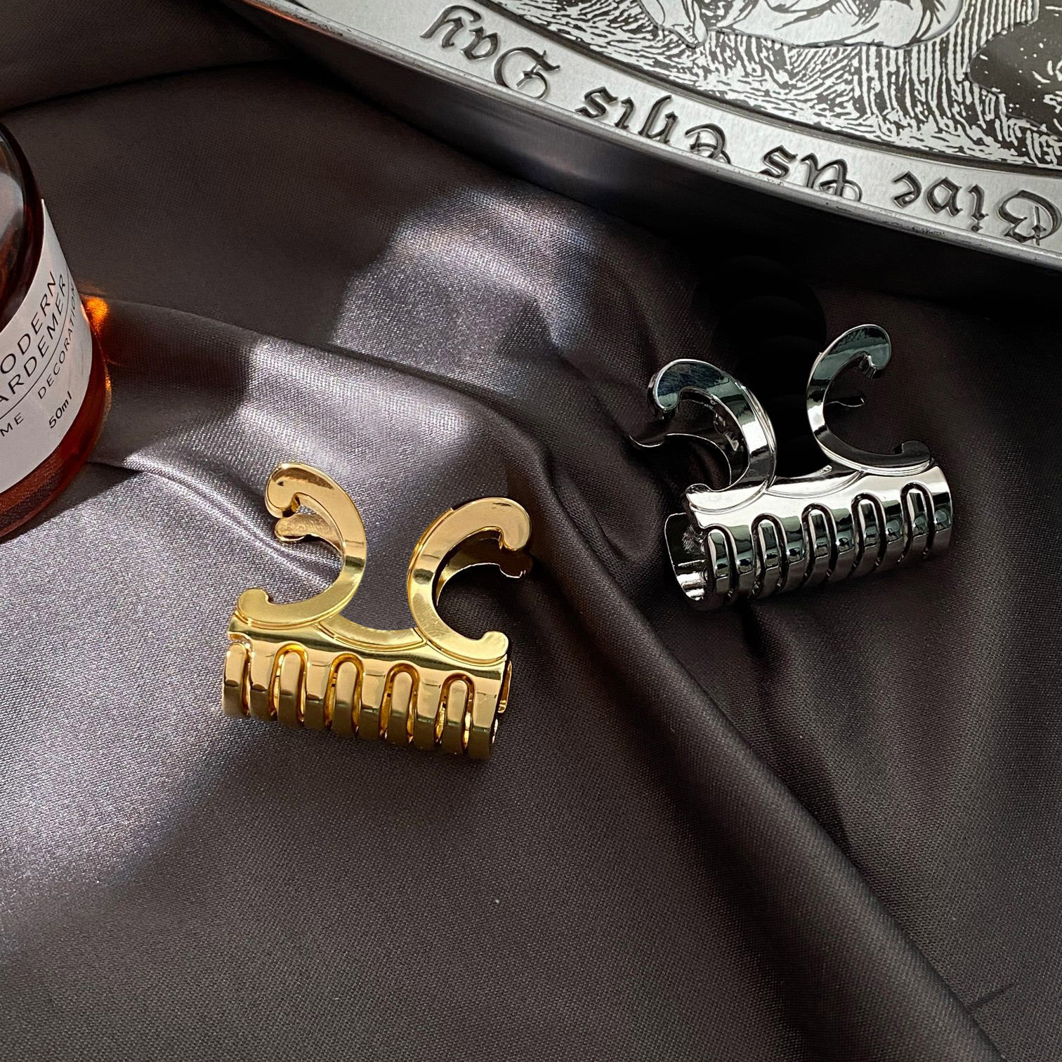 New Letter Arc de Triomphe Hair Clamp Large Size Womens Gold Hair Clips High Sense Metal HairJewelry Birthday Love Gift Hair Clip Hot Style headw-image-904773297