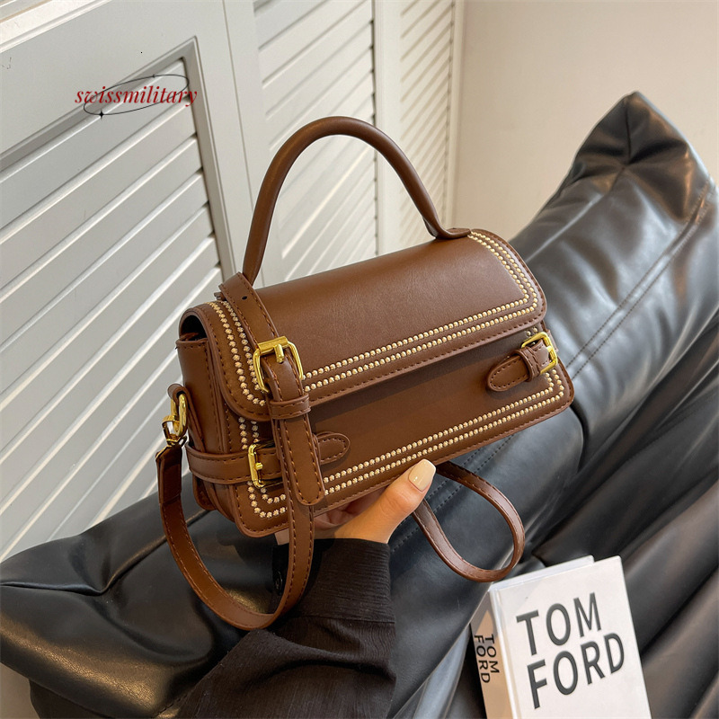 Sac à main à la mode à la mode suisse, nouveau sac à bandoulière de texture haut de gamme, sac à bandoulière à la mode et simple # 29