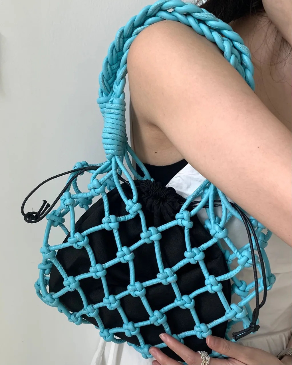 Women Canvas Handbag Handmade Woven Rope Mesh Summer Fashion Hollow Out Shoulder Bag 240816