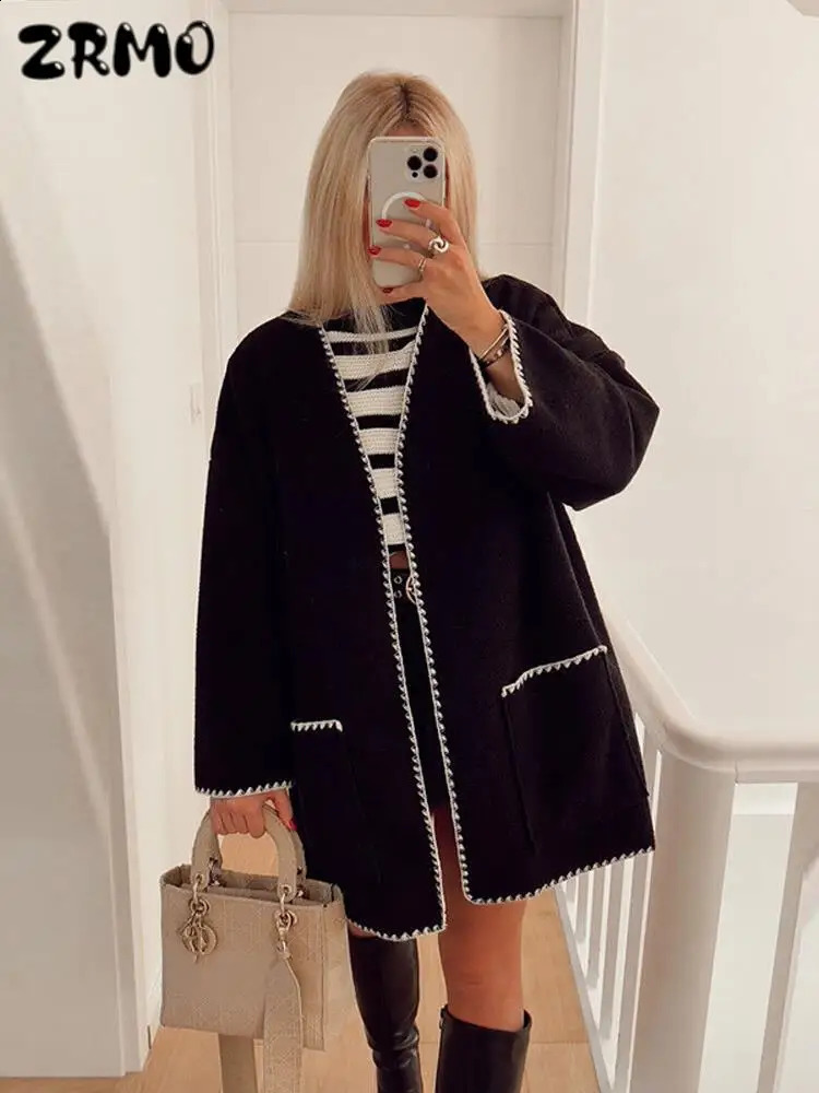 Retro patchwork loose womens coat fashionable V-neck long sleeved womens coat autumn winter elegant pocket womens coat 240819