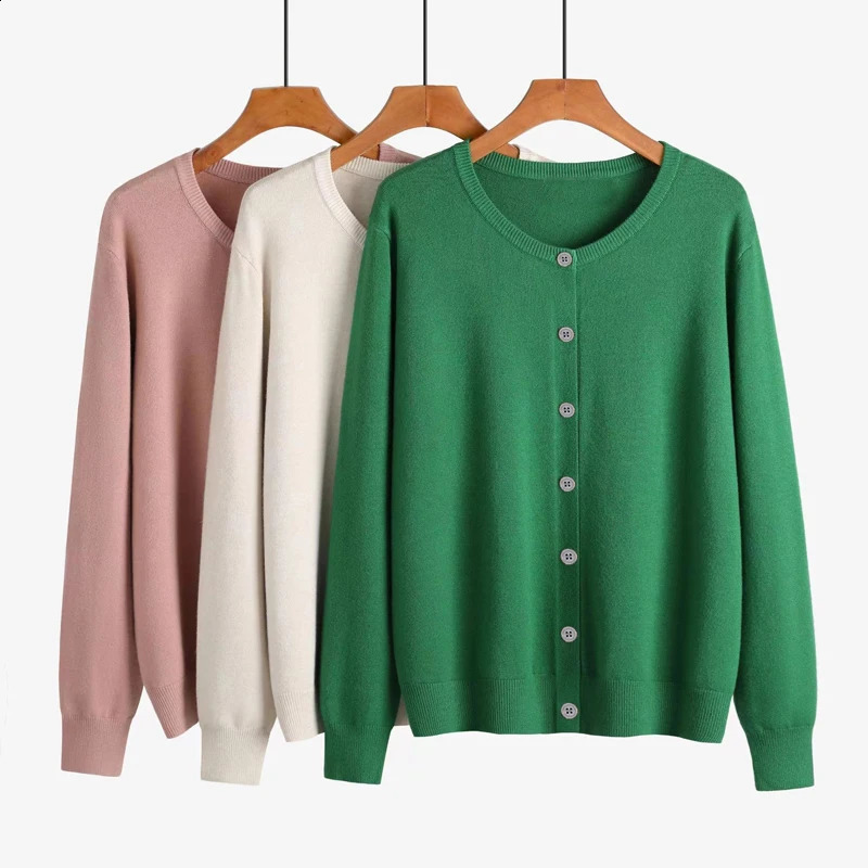 2024 Fashion Womens Cashmere Cardigan Knitted Cardigan Round Neck Warm Korean Casual Womens Sweater Cardigan 240819